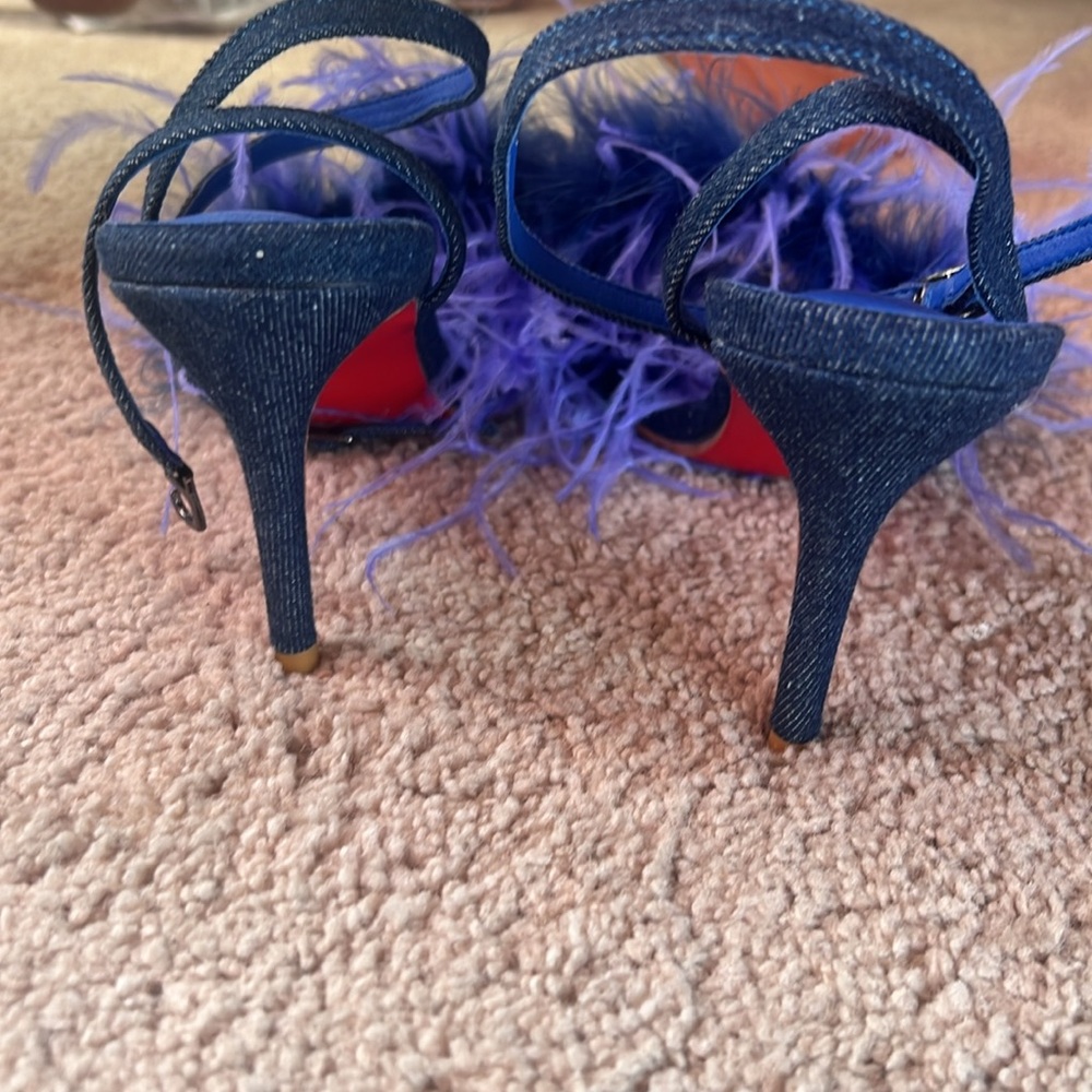 Blue Feathered Women's Sandals - Picture 3 of 6